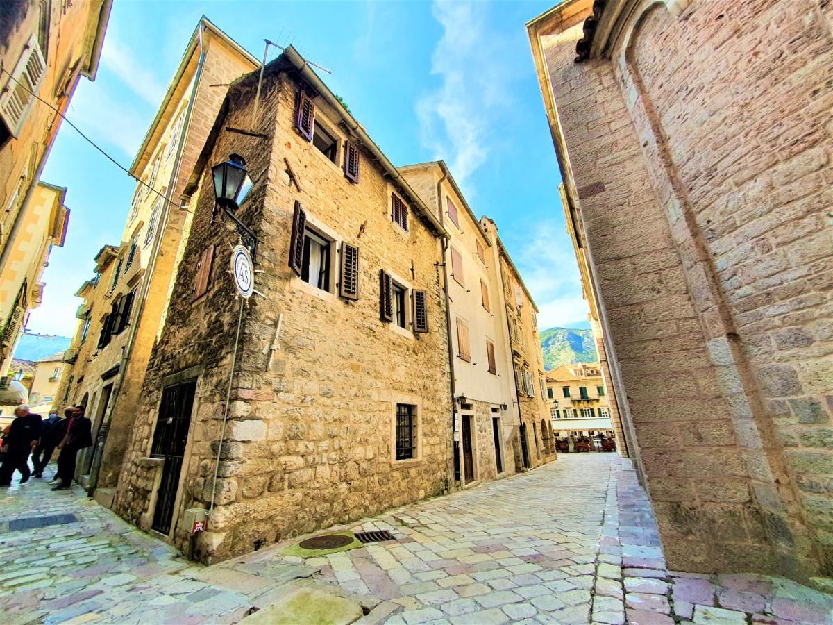 St.Tripun Apartment Kotor Zewnętrze zdjęcie