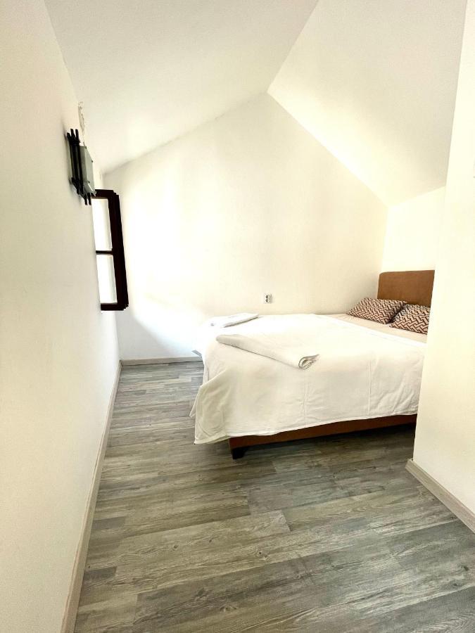St.Tripun Apartment Kotor Zewnętrze zdjęcie